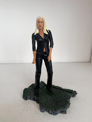 Action figure giocattolo darla - action,