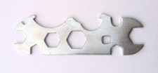 UNA CHIAVE MULTIFUNZIONE TOOLS