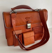 Elegante  accessoriata pelle