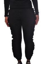 pantalone sportivo gamba