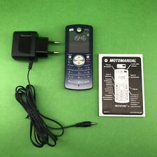 Motofone F3 Motorola, con caricatore e manuale istruzioni, senza scatola.