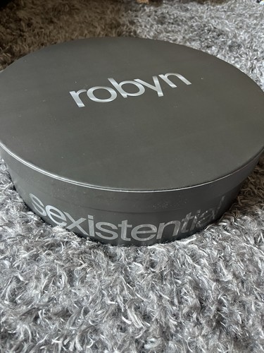 Robyn sexistential tour vip - robyn,