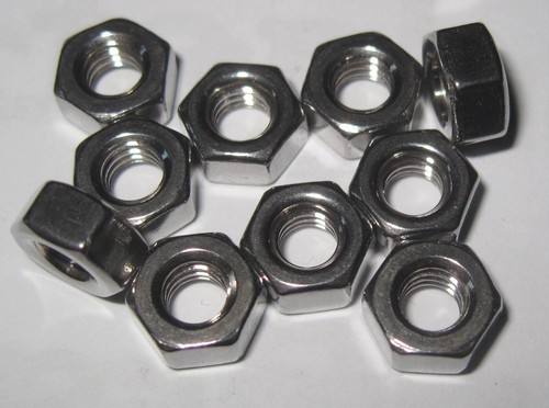 Dadi pieni inox qtà - m4,