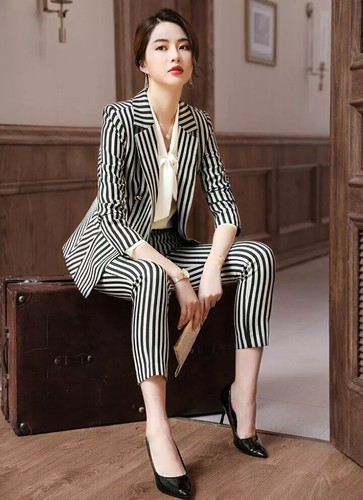 Tailleur completo gessato nero