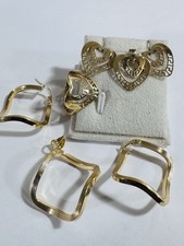 Set orecchini e pendenti in