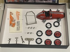 Modello pubblicitario TOPRAR