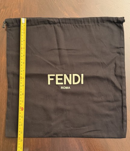 Fendi roma pochette - fendi,