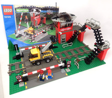 Lego 10128 Treno Passaggio a Livello 9v Città del Mondo 100% Completo