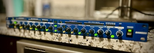 Limitatore compressore stereo