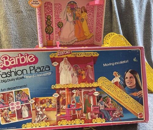 Vintage barbie fashion - vintage, plaza