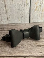 Papillon  Artigianale, Pelle