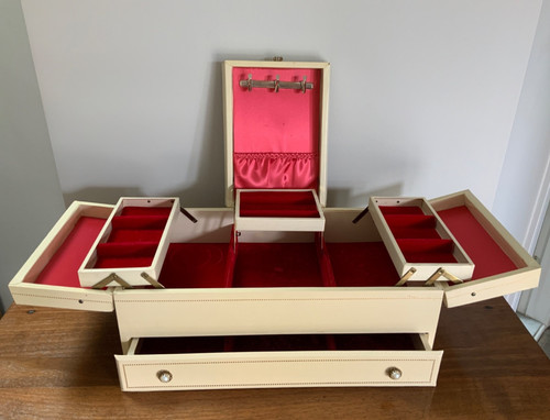 Cassettiera portagioie vintage