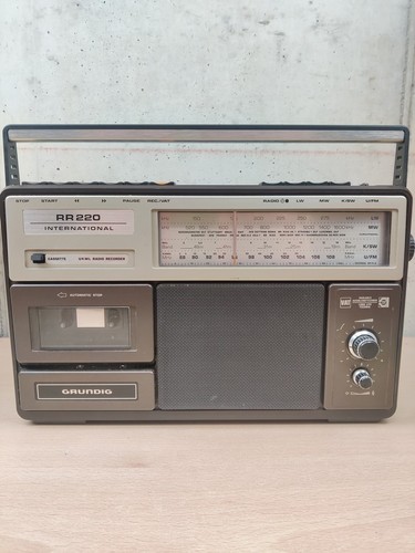 Grundig 220 international - rr,
