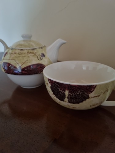 Teiera con tazza