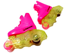 TN040 - BARBIE ROLLERBLADE