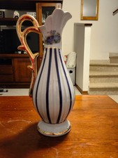 Vaso di ceramica a forma di brocca/anfora