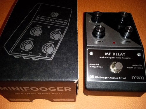 Moog delay effects - effects, secchio