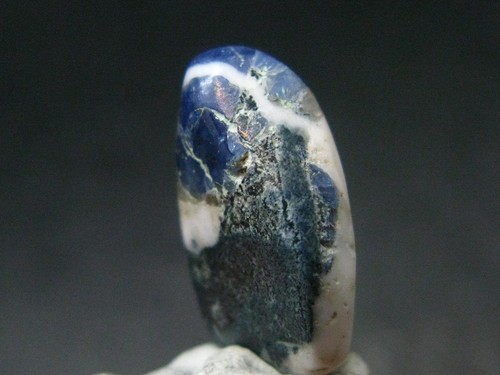 Gem benitoite natrolite - &,