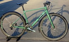 Bicicletta ibrida Cube