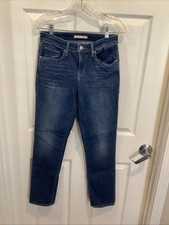 Ladies Levi Jeans Size 6