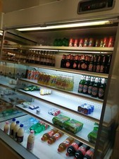 Murale frigo da 1,5mt con 5 ripiani più base