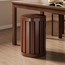 Set Di Sgabelli Impilabili Con