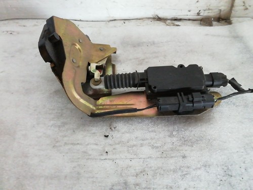 Serratura lato porta - dx,