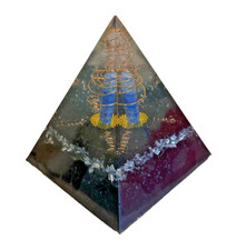 Piramide lati orgonite con - 4,