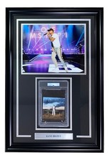 Libretto CD Kane Brown firmato incorniciato The High Road con foto 11x14 PSA