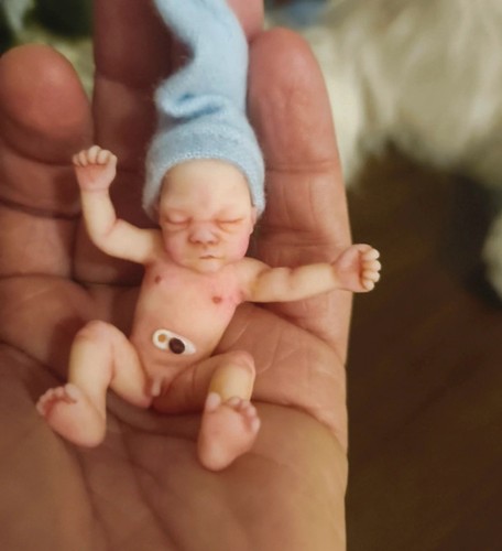 Bambola reborn realistica - realistica, in