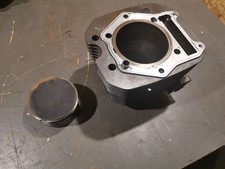 Suzuki DR 650 (SP41-SP42)