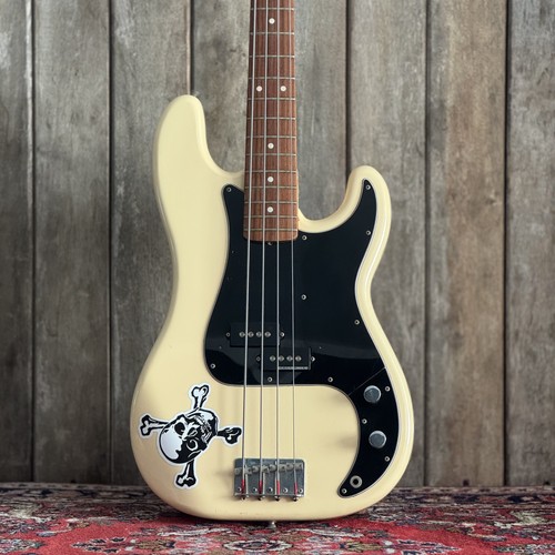 Prévente fender precision - prÉvente,
