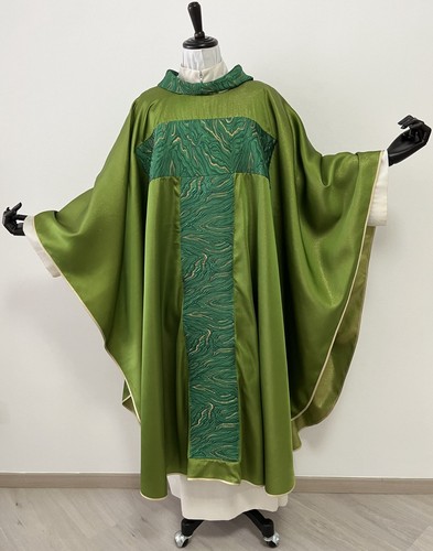 Casula verde lurex con tau - lurex,