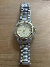 Orologio al quarzo antico