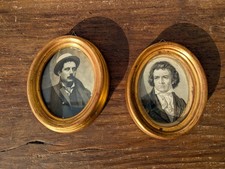 Coppia Quadretti Ovali Cornice