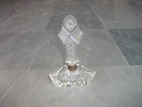 Bottiglia profumo - di,