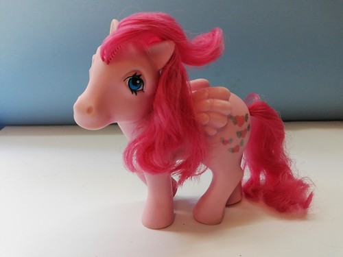 Little pony pegasus - little,