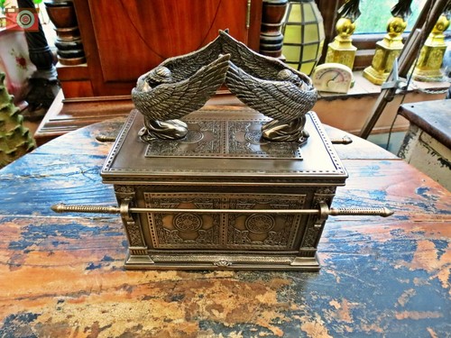 Ark the covenant stunning - ark, covenant.