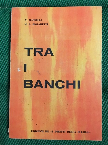 Tra banchi diritti - tra, della