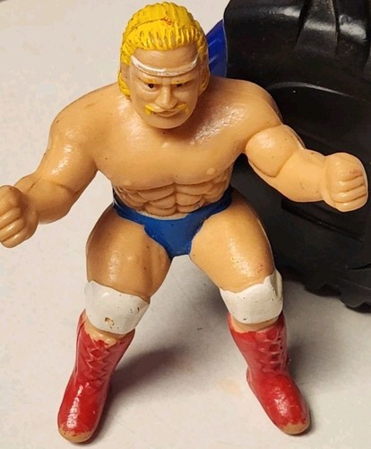 Thumb wrestler hulk hogan wwf - wrestler,