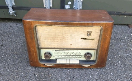 Radio grundig modello 2043 - modello,