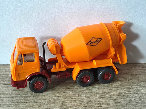 Wiking 682 2 - (a23),