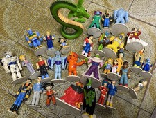 M Lotto  30 statuine DRAGON