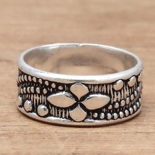 Gioielli in argento fatti a