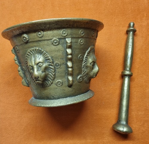 Mortaio con pistillo placcato