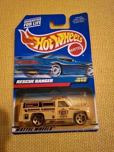 Hot wheels rescue - wheels, white