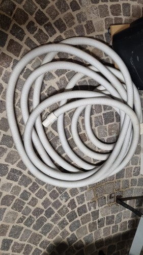 Tubo galleggiante per