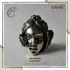Anello SWAN maschile Argento 925%. Anello con volto di donna e cigno