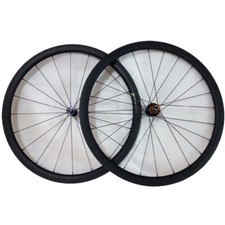 Set ruote in carbonio 700C