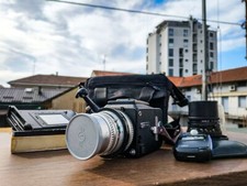 HASSELBLAD 2000 FC + Lens 150mm + 50mm + Magazine 4x4 + Polaroid + Light Meter